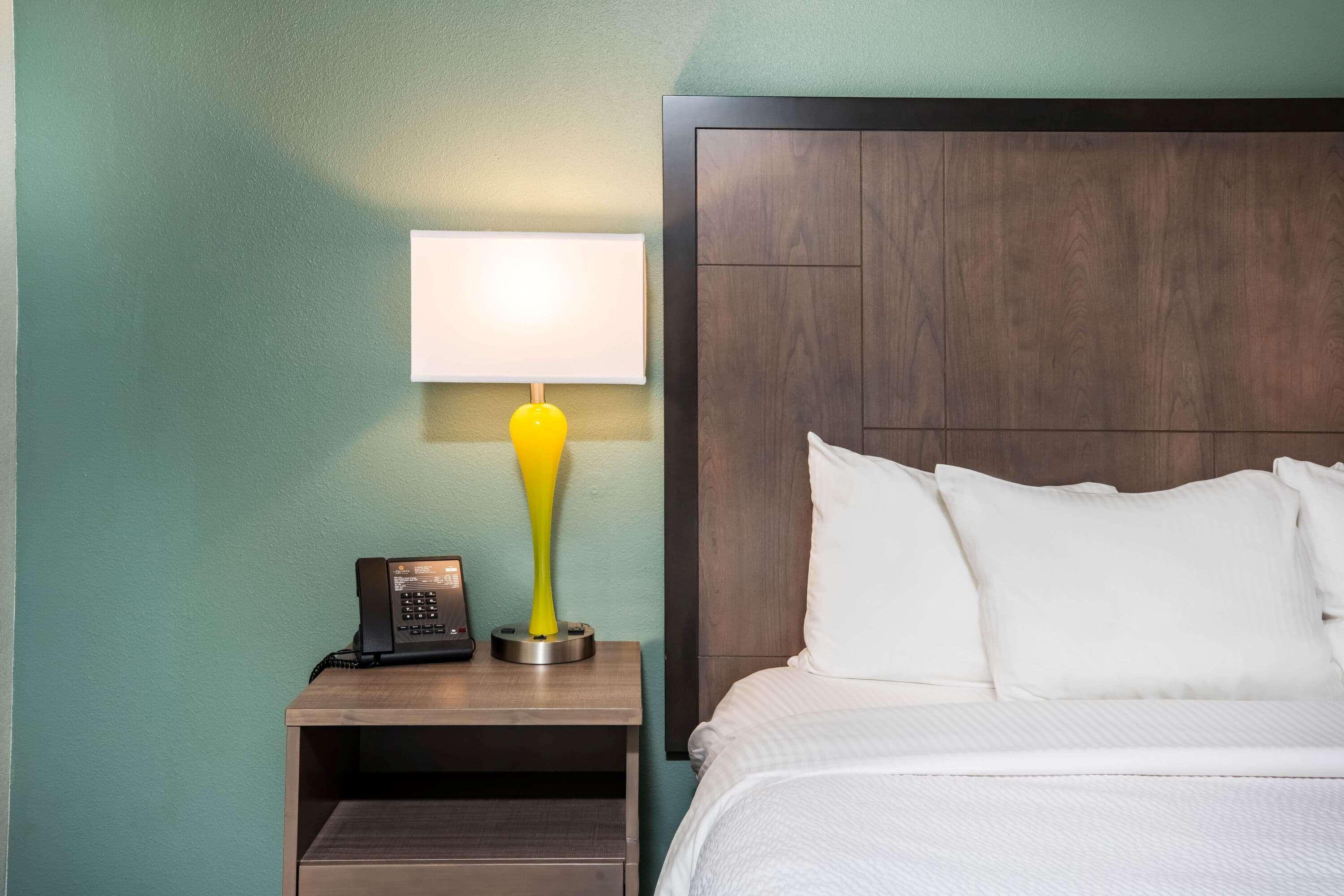 La Quinta By Wyndham Newport Hotell Exteriör bild