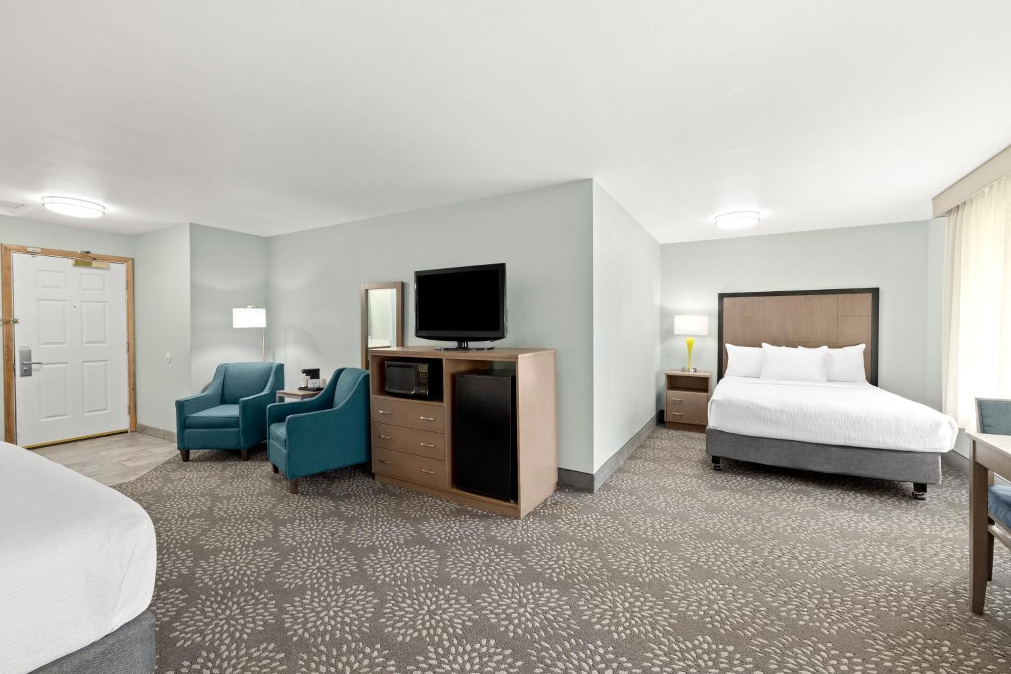 La Quinta By Wyndham Newport Hotell Exteriör bild