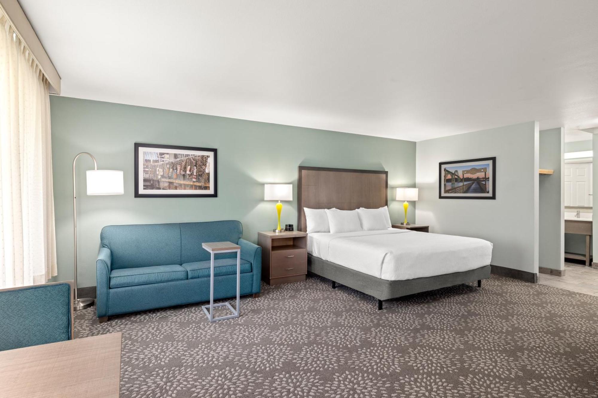 La Quinta By Wyndham Newport Hotell Exteriör bild