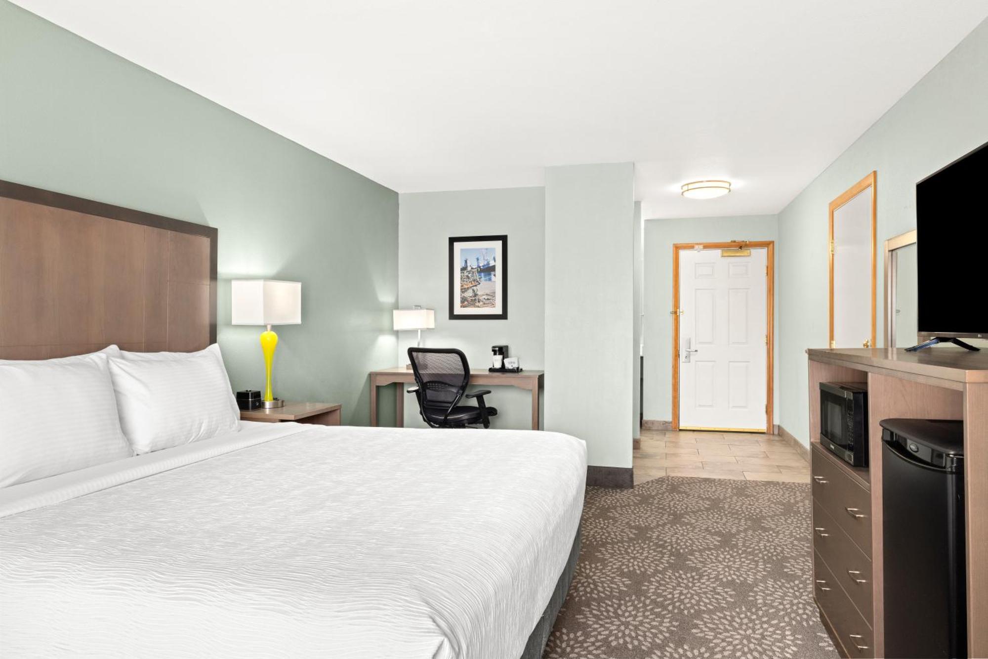 La Quinta By Wyndham Newport Hotell Exteriör bild