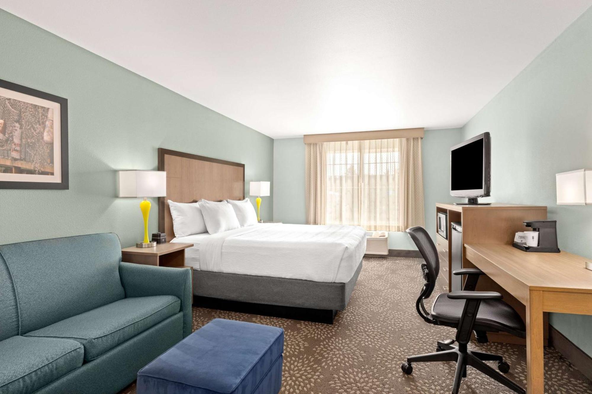 La Quinta By Wyndham Newport Hotell Exteriör bild
