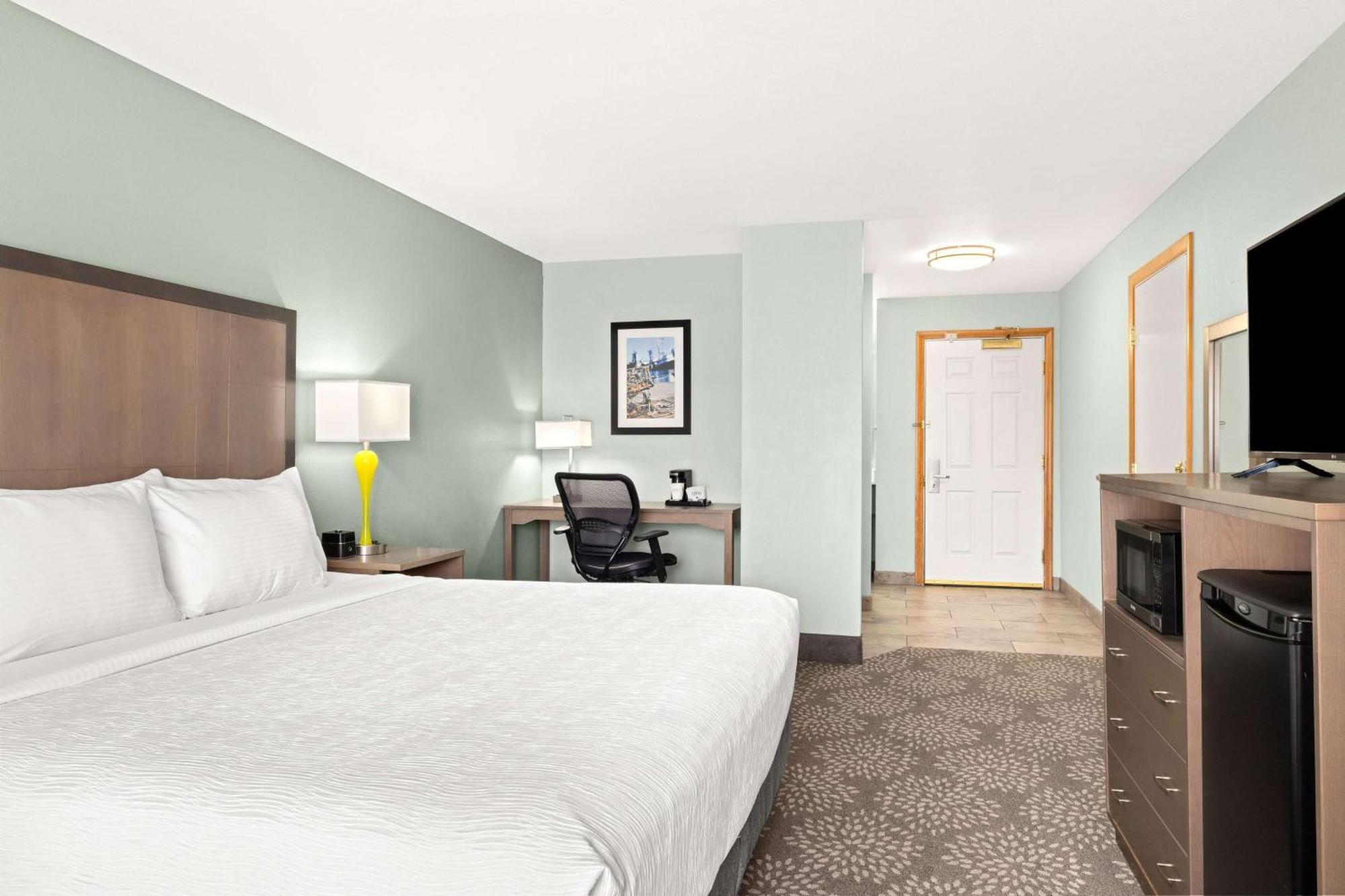 La Quinta By Wyndham Newport Hotell Exteriör bild